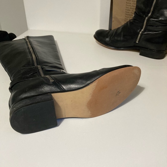 Michal Kors Black Leather Boot - Picture 4 of 7